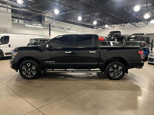 2021 Nissan Titan Platinum Reserve