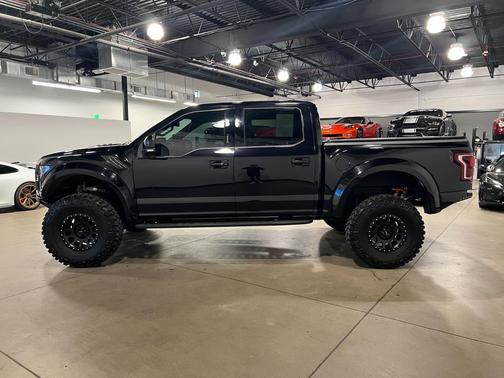 2020 Ford F-150 Raptor