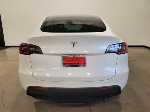 2021 Tesla Model Y Standard Range Rear-Wheel Drive