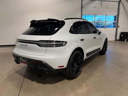 2024 Porsche Macan GTS