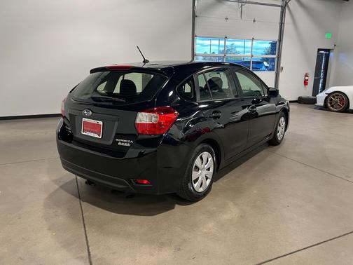 2016 Subaru Impreza 2.0i