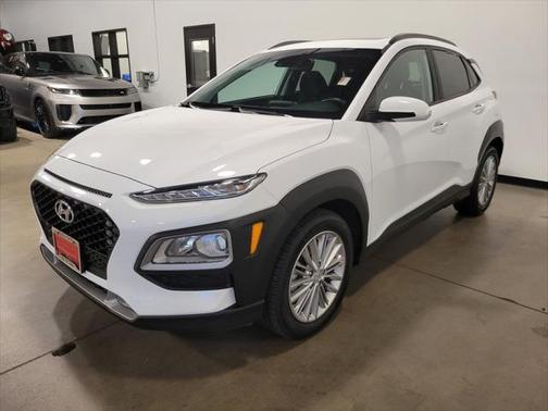 2021 Hyundai KONA SEL Plus