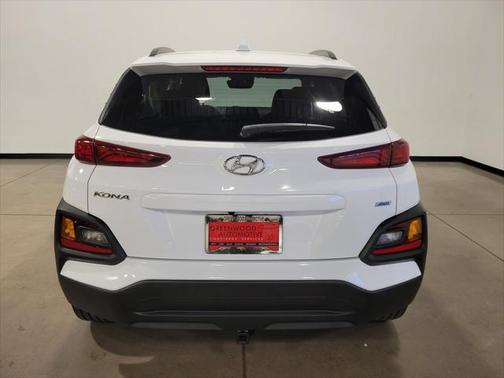 2021 Hyundai KONA SEL Plus