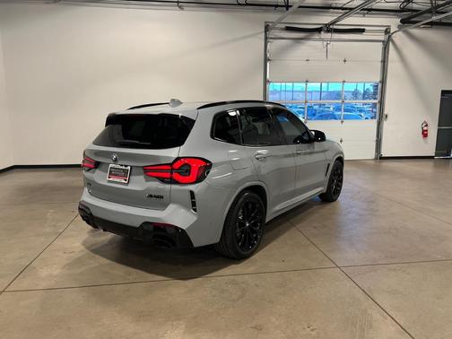 2022 BMW X3 M40i