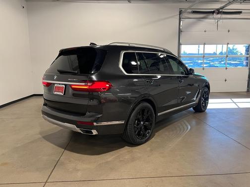 2020 BMW X7 xDrive40i