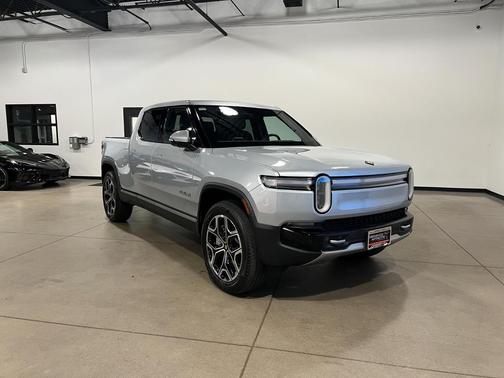 2025 Rivian R1T Adventure