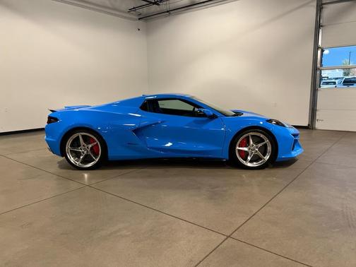 2025 Chevrolet Corvette E-Ray RWD Convertible 3LZ