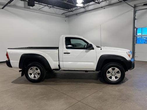 2014 Toyota Tacoma Base
