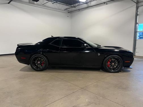 2017 Dodge Challenger SRT Hellcat