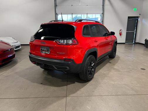 Firecracker Red Clearcoat 2019 Jeep Cherokee Trailhawk