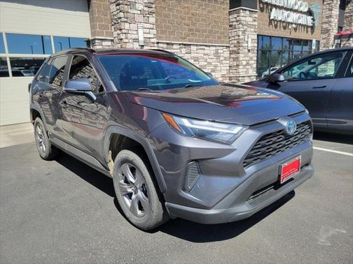 2022 Toyota RAV4 Hybrid XLE