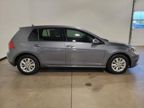2016 Volkswagen Golf TSI S 4-Door