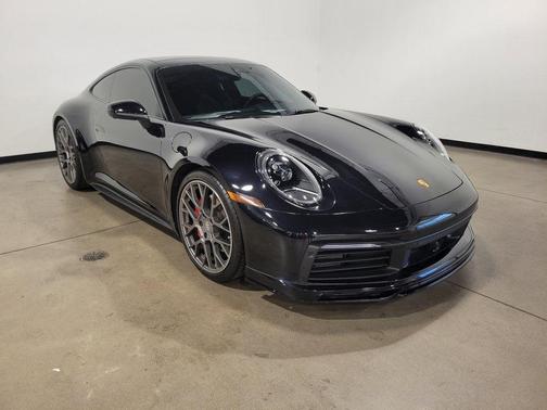 2020 Porsche 911 Carrera 4S