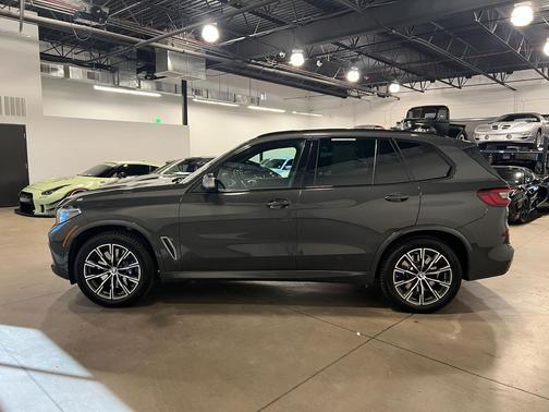 2023 BMW X5 M50i