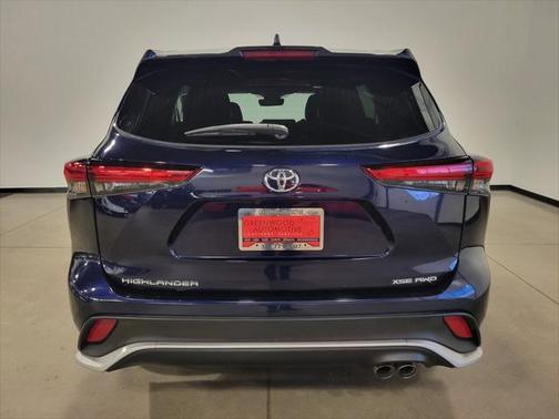 2022 Toyota Highlander XSE
