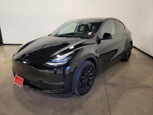 2022 Tesla Model Y Long Range Dual Motor All-Wheel Drive