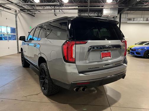 2023 GMC Yukon XL Denali Ultimate