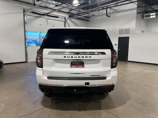 2023 Chevrolet Suburban Premier