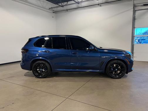 2022 BMW X5 PHEV xDrive45e