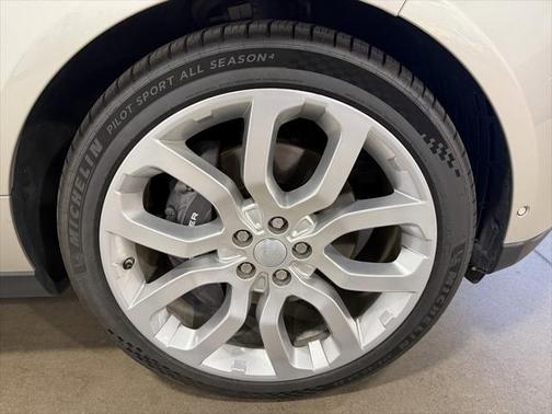 2020 Land Rover Range Rover P525 HSE SWB