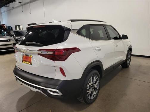 2023 Kia Seltos EX