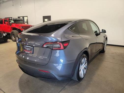 2023 Tesla Model Y Long Range Dual Motor All-Wheel Drive