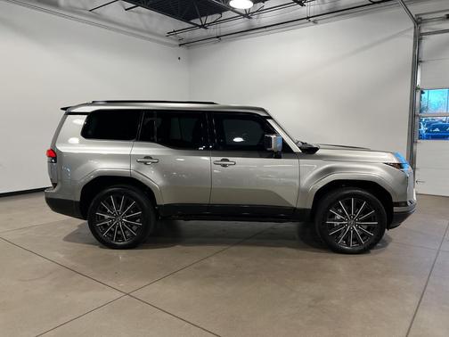 2025 Lexus GX 550 Luxury