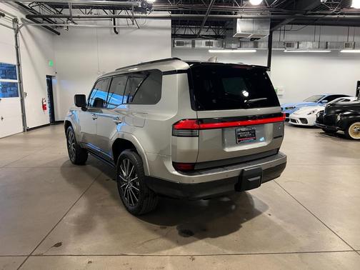 2025 Lexus GX 550 Luxury