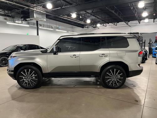 2025 Lexus GX 550 Luxury