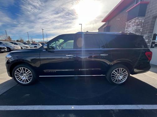 2022 Ford Expedition Max Platinum