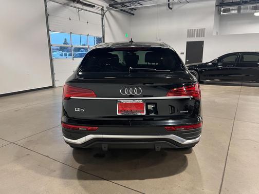 2023 Audi Q5 45 S line Premium Plus