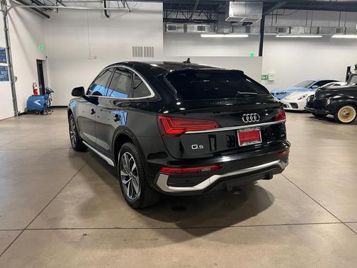 2023 Audi Q5 45 S line Premium Plus