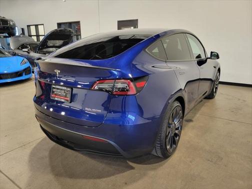 2022 Tesla Model Y Performance Dual Motor All-Wheel Drive