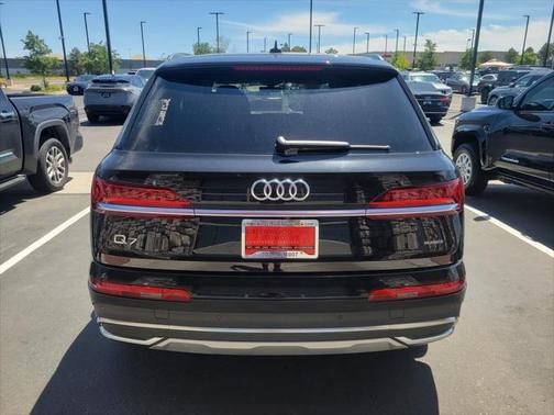 2022 Audi Q7 55 Premium Plus