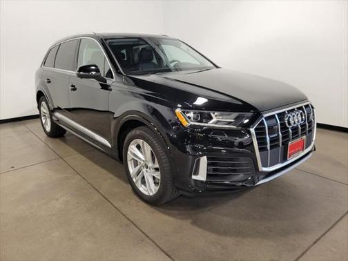 2022 Audi Q7 55 Premium Plus