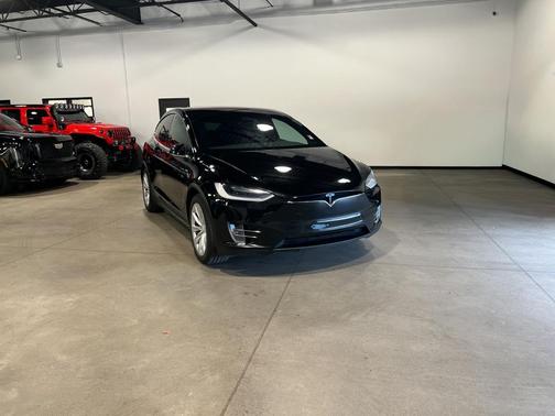 2018 Tesla Model X 75D