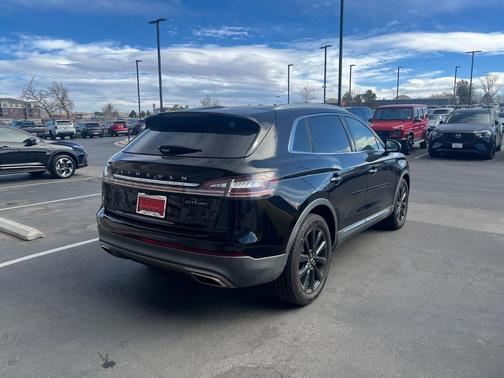 2020 Lincoln Nautilus Reserve