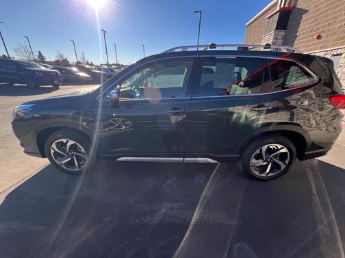 2023 Subaru Forester Touring