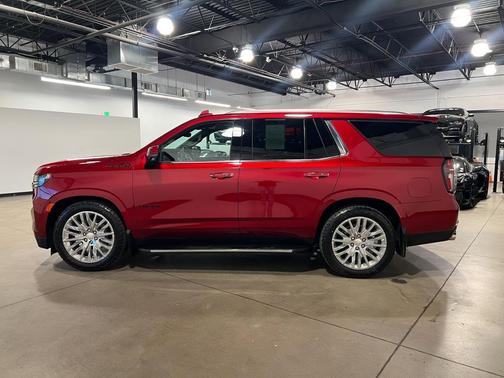 2023 Chevrolet Tahoe 4WD High Country