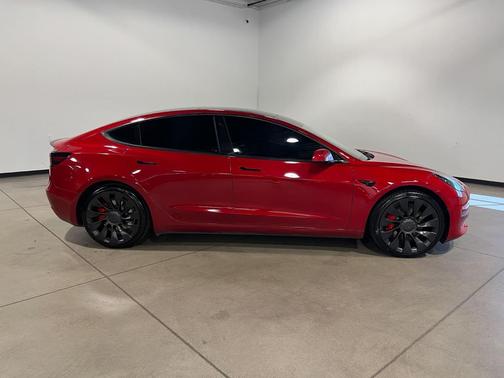 MAROON 2022 Tesla Model 3 Performance