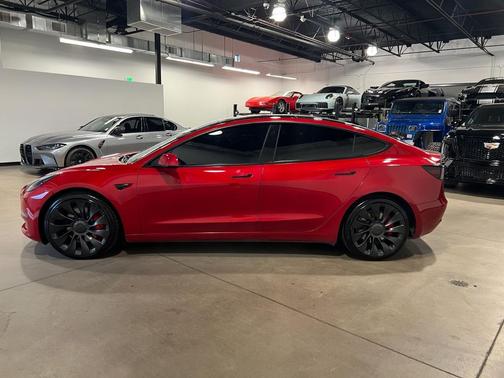 MAROON 2022 Tesla Model 3 Performance