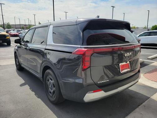 2025 Kia Carnival LXS