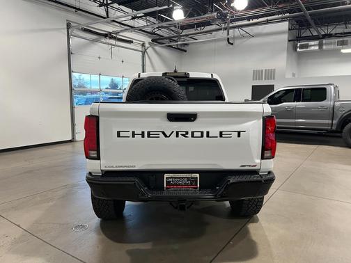 2024 Chevrolet Colorado ZR2