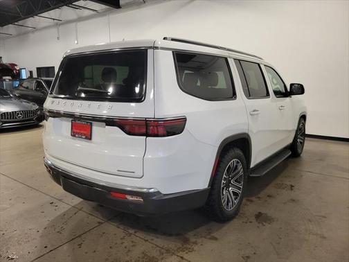 2022 Jeep Wagoneer Series III 4x4