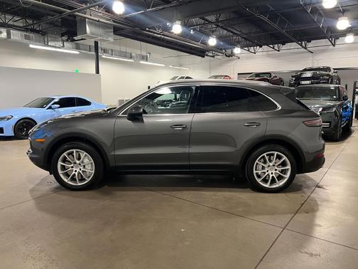 2019 Porsche Cayenne Cayenne