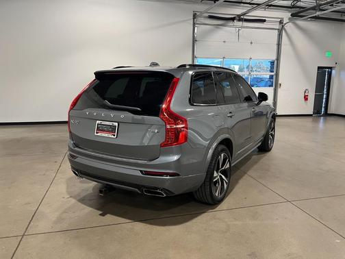 2020 Volvo XC90 Hybrid T8 R-Design 7 Passenger