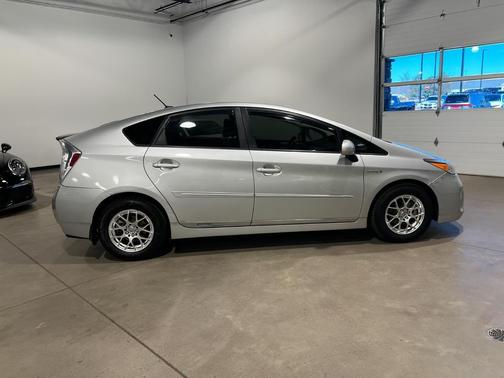 2012 Toyota Prius Base