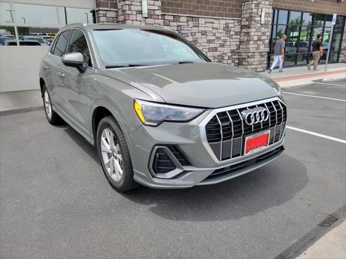 2022 Audi Q3 45 S line Premium