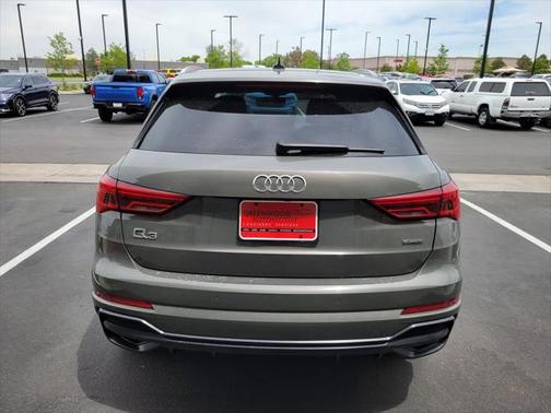2022 Audi Q3 45 S line Premium