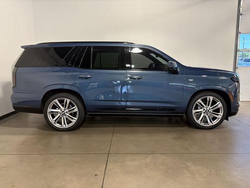 Deep Sea Metallic 2025 Cadillac Escalade Sport